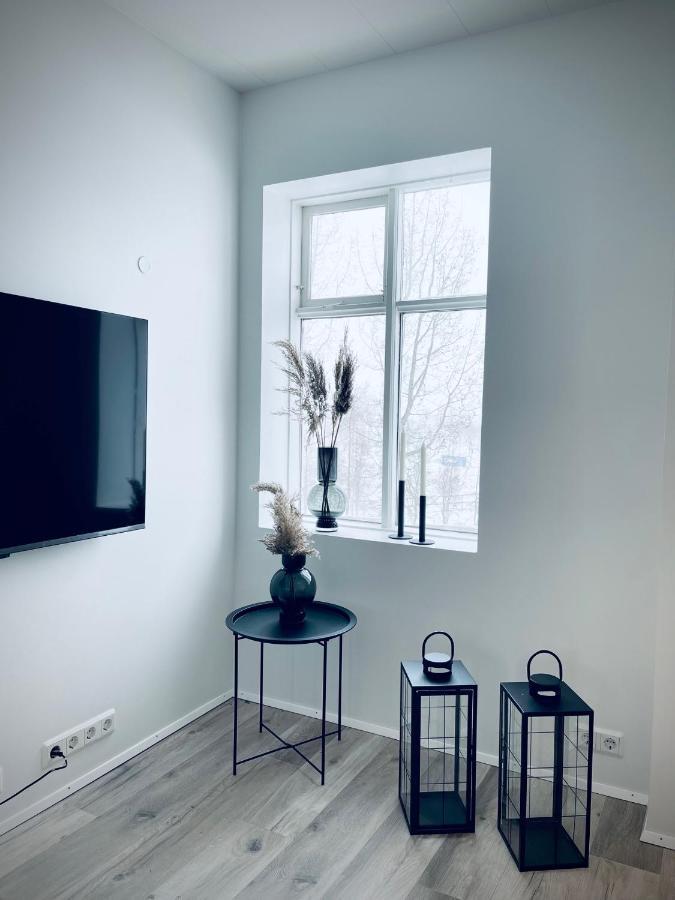 Day Dream Central Akureyri Two Bedroom Apartment Exterior photo